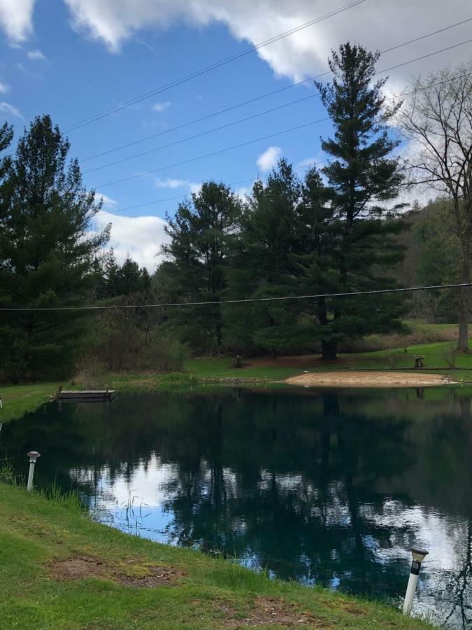 Colton Point Motel Wellsboro Zewnętrze zdjęcie
